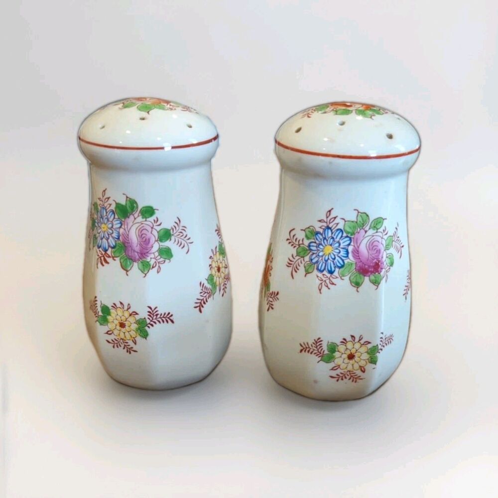 Cottagecore Mikori Ware Salt & Pepper Shakers Ceramic Hand Painted Japan Floral